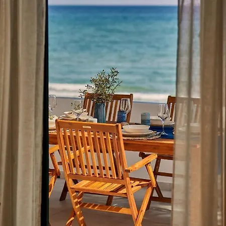Vera - Brand New Seafront Villa! 别墅