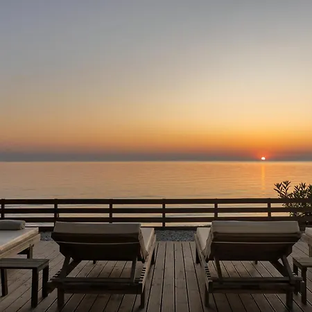 Vera - Brand New Seafront Villa! 别墅 阿里克斯
