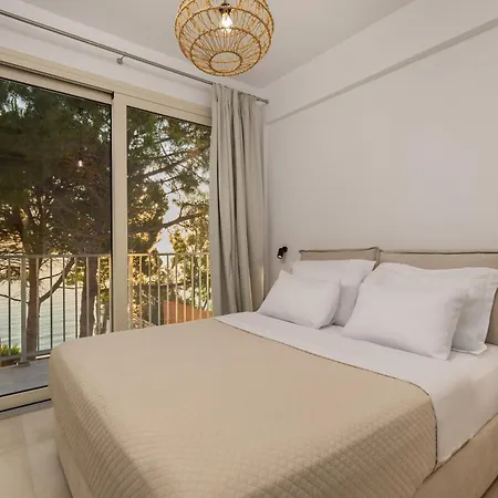 Vera - Brand New Seafront Villa! 别墅 *